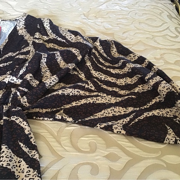 Gee Loretta Leopard Print Dress - Picture 6 of 12